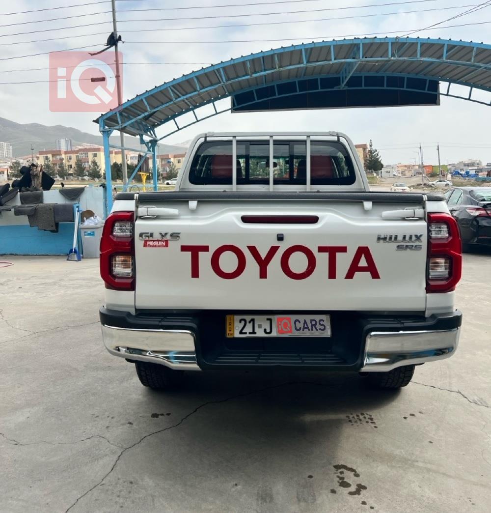 تويوتا هايلوكس